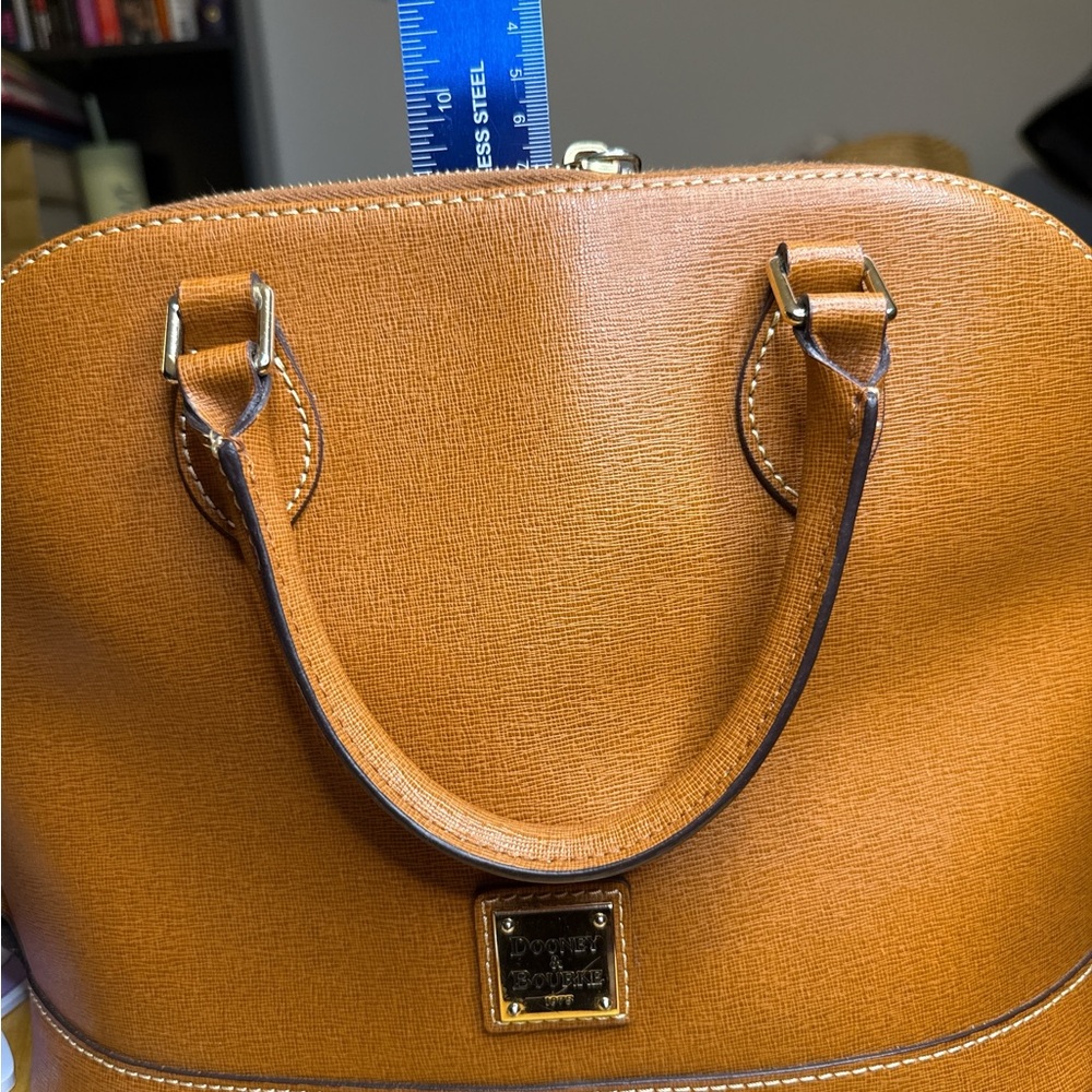 Dooney And Bourke EUC Elegant Tan Leather Satchel Handbag - Picture 5 of 7